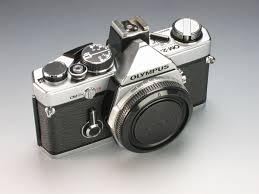 Canon Minolta Nikon Pentax Olympus SLR tracolla ALETTE 